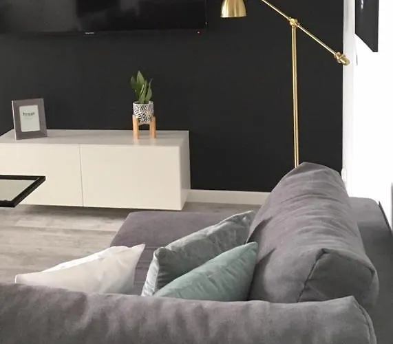 Apartament Mietowa Zebra